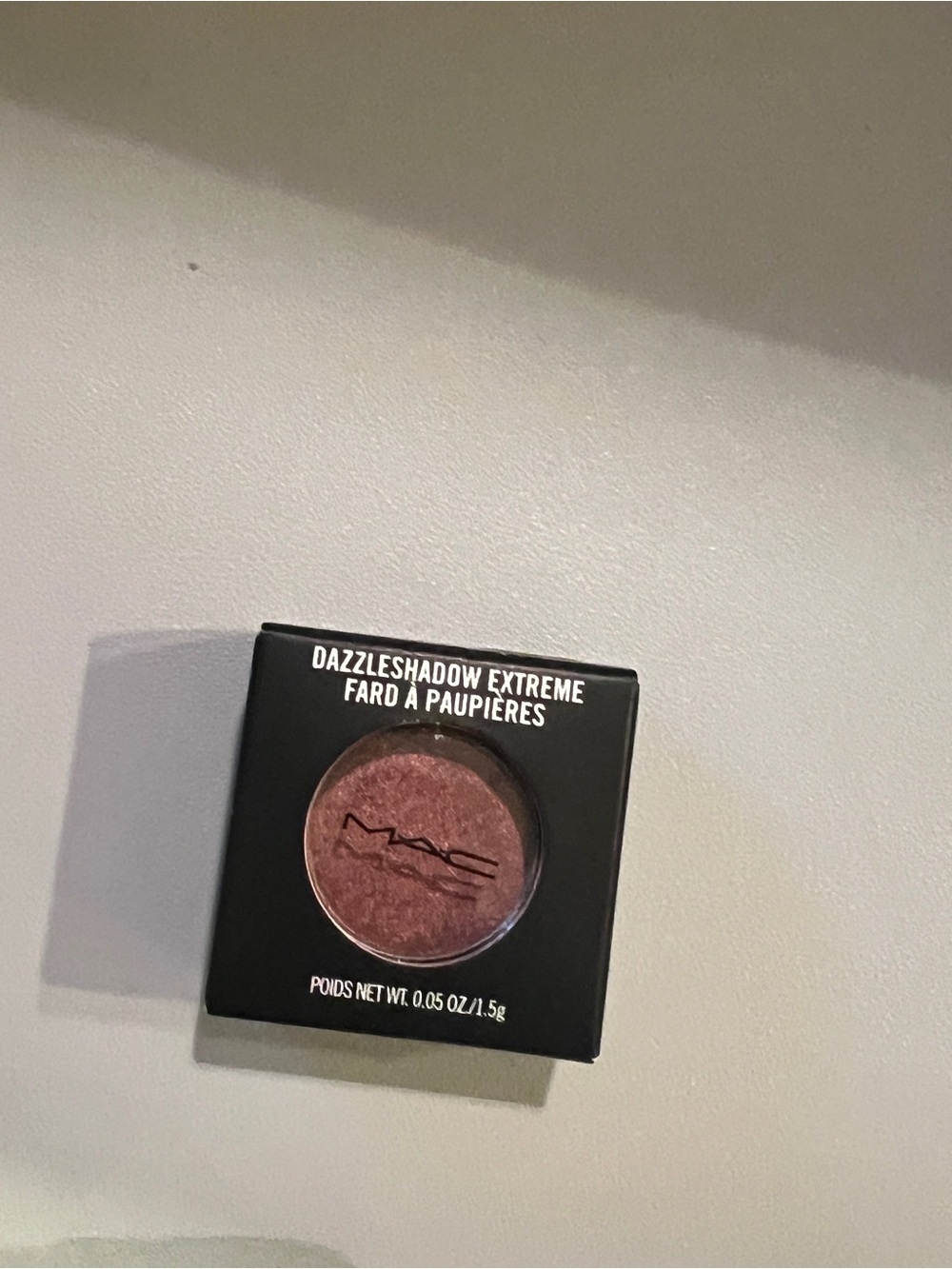 MAC Dazzleshadow Extreme Metallic Eyeshadow Incinerated